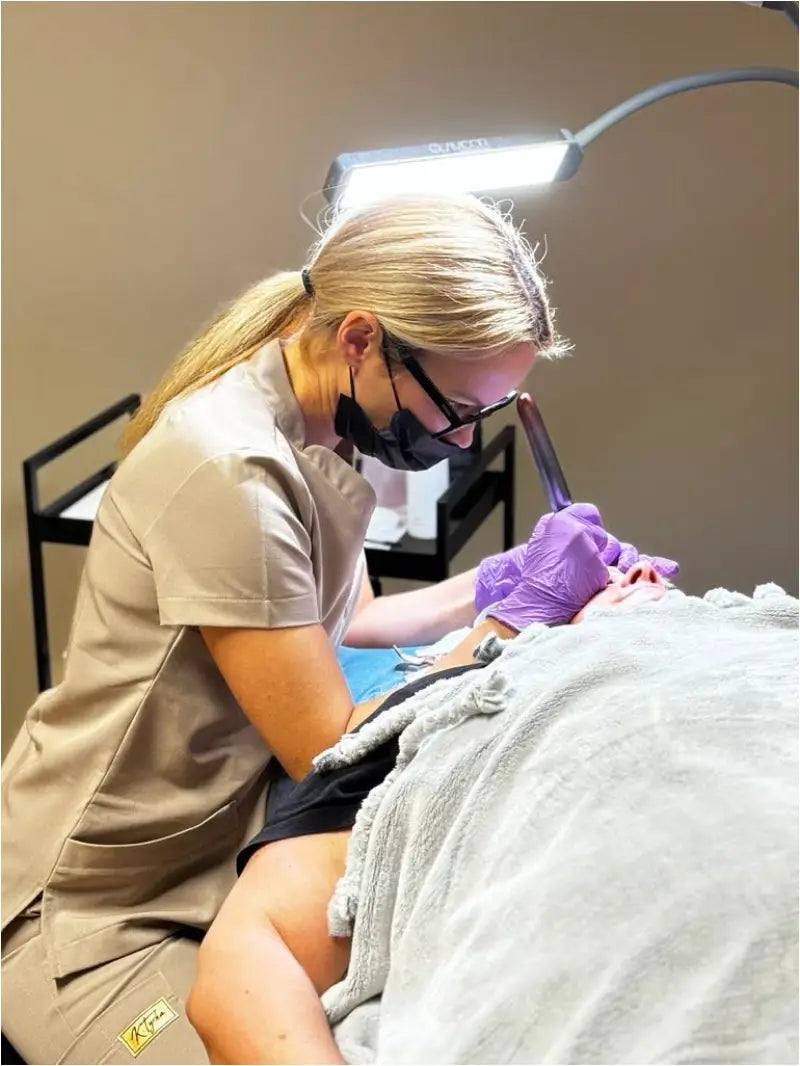 POWDER BROWS PMU Kurs i Oslo & Bergen